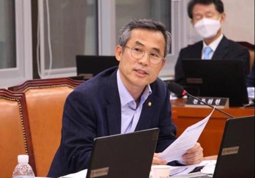 김승남 이미지