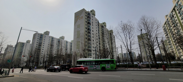 서울 양천구 목동 일대 한 재건축 아파트 단지 전경. 이덕연 기자