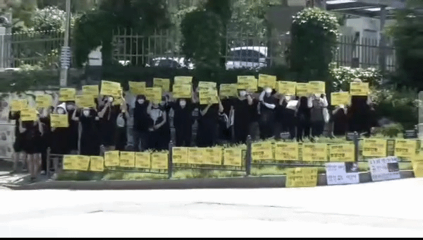 지난 11일과 12일, 시공사와 시청에 대한 항의 집회가 열렸다.