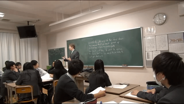 일본 홋카이도 삿포로에 있는 한 고등학교 영어 수업 시간의 모습. 기사 내용과 직접적 관련 없음. [유튜브 'English Lecture' 채널 캡처]
