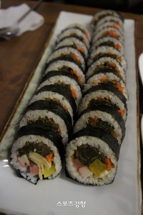 김밥 이미지