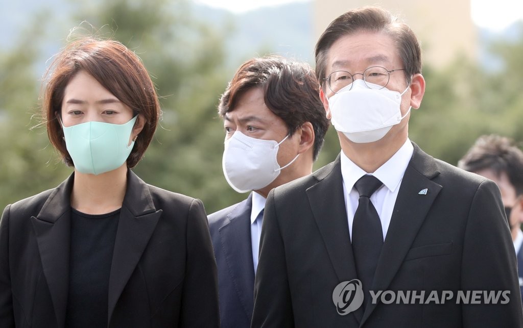 너럭바위 이미지