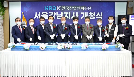 강남인력 이미지