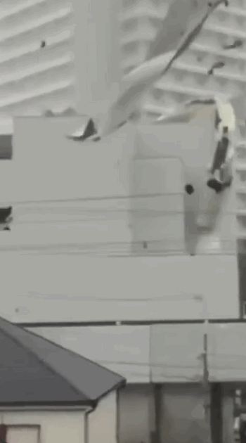 제14호 태풍 난마돌이 강타한 일본의 피해 상황 (영상=SNS)