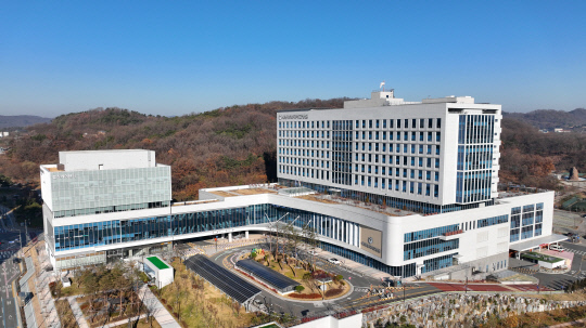 충남대학교병원 이미지