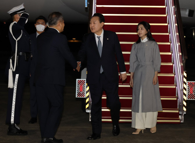 건희사 이미지