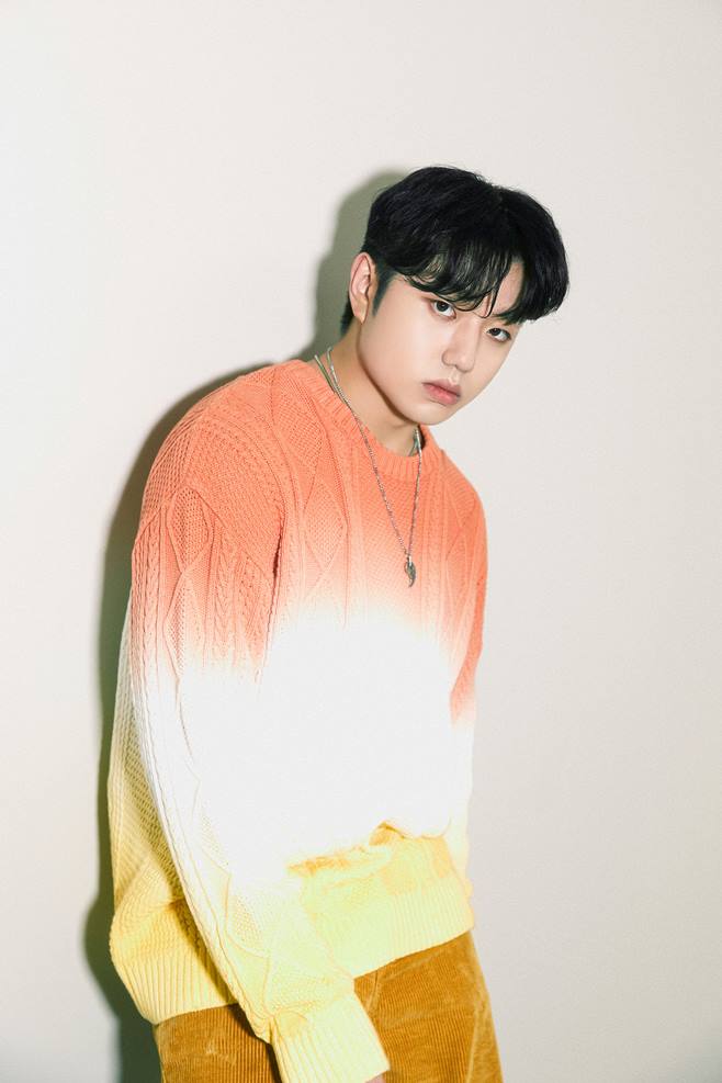 샘 이미지