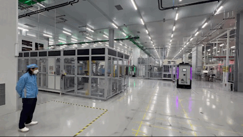 스마트팩토리가 적용된 한화큐셀 진천공장 내부 셀 생산 공정 모습./사진=김민성 기자 mnsung@