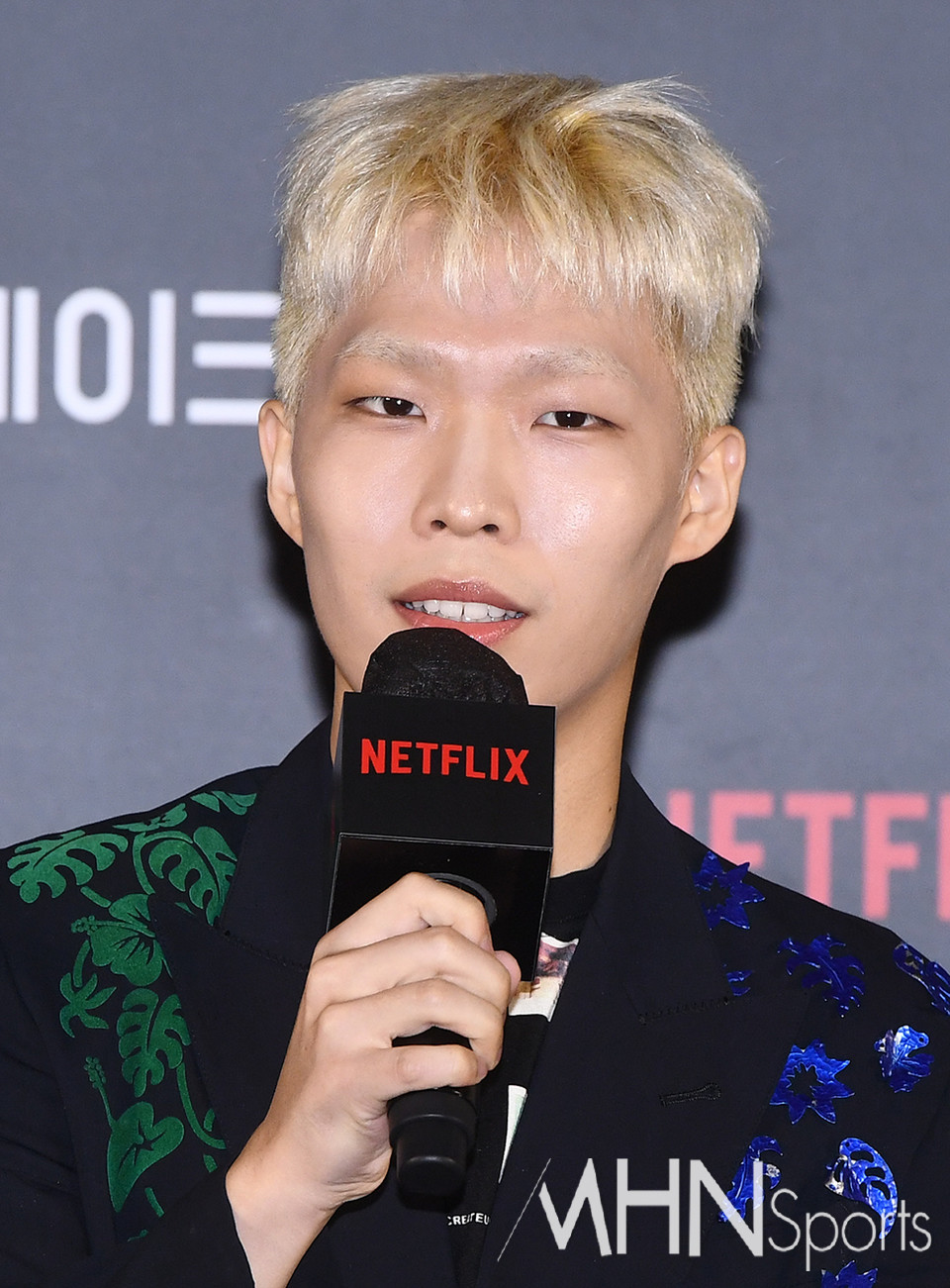 악뮤 이찬혁 '테이크원 낙하 무대 기대하세요'[포토]