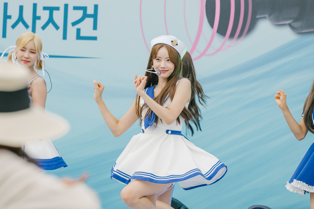 우주전자 이미지