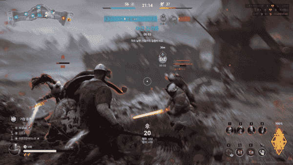 - 우측 하단의 게이지를 모두 채우면 '영웅의 화신'으로 변신할 수 있다