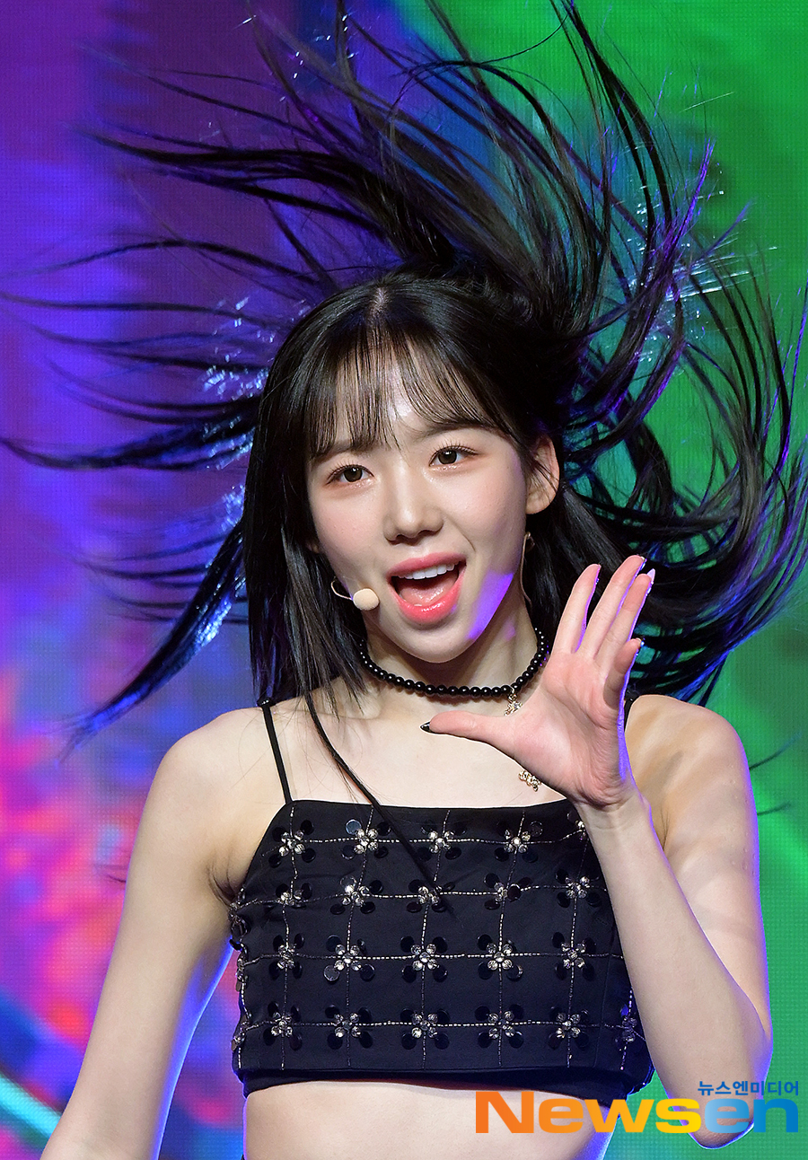 춤추는머리카락 이미지