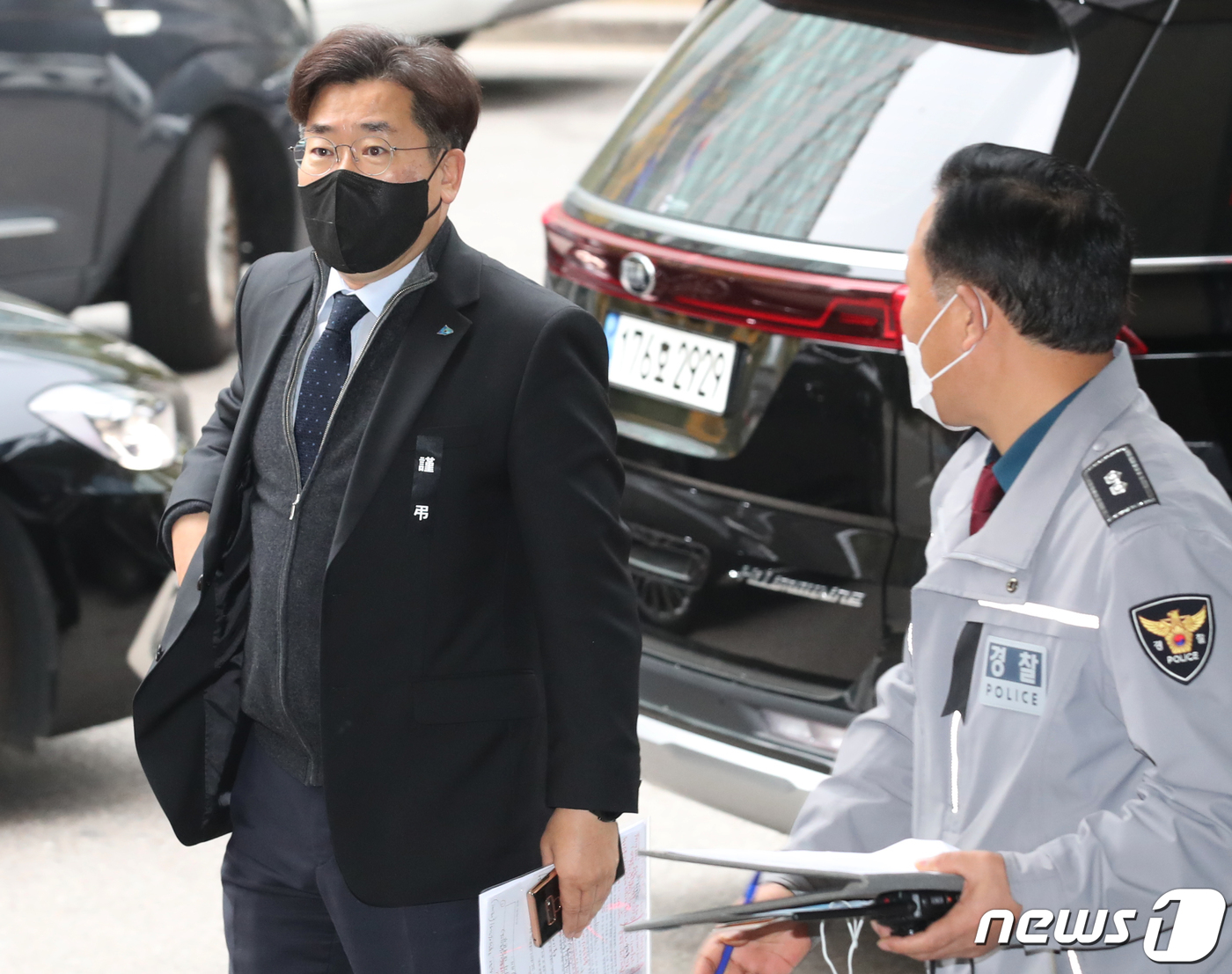 서울경찰청 항의 방문하는 박찬대 의원