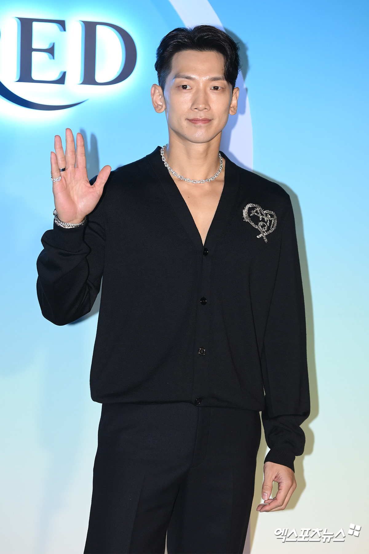 비 이미지