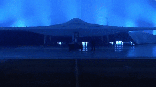 B-21 레이더 공개 모습 (영상=미국 씨넷 유튜브)