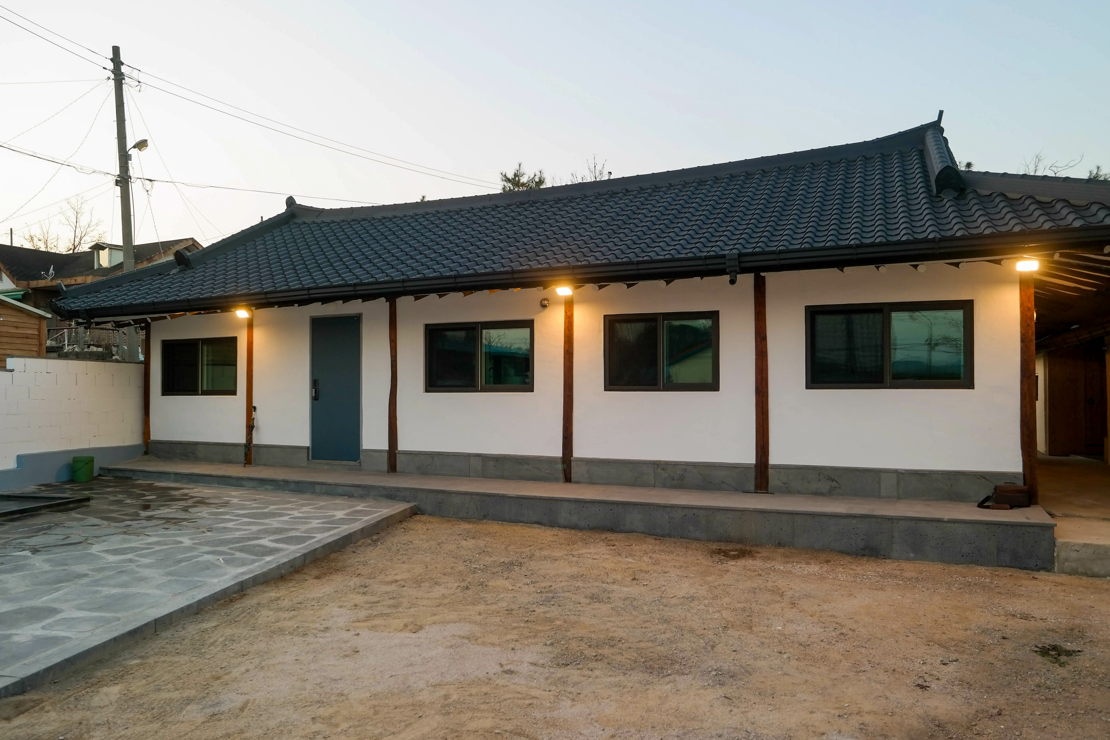 구옥 리모델링으로 마련한 전원주택 | 전원주택라이프 구옥 리모델링으로 마련한 전원주택 | 전원주택라이프