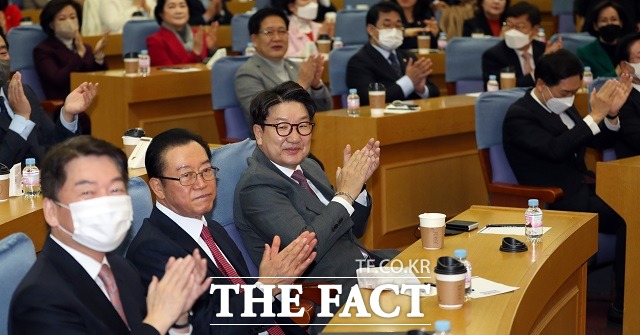 오로지의원 이미지