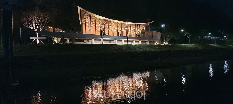 쉼터한잔 이미지
