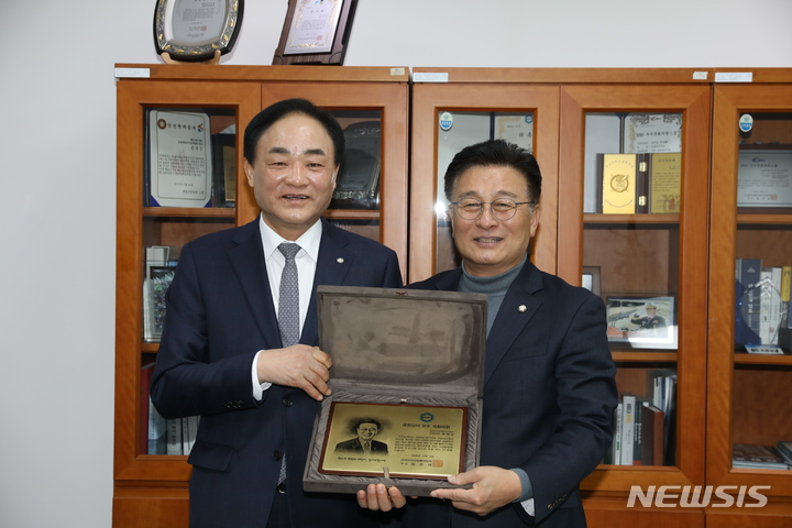 더불어수산 이미지
