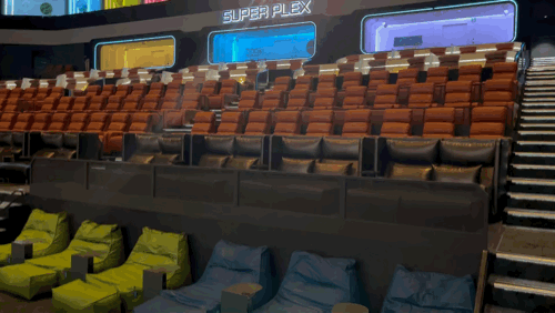 롯데시네마 월드타워점 '수퍼플렉스' 상영관.