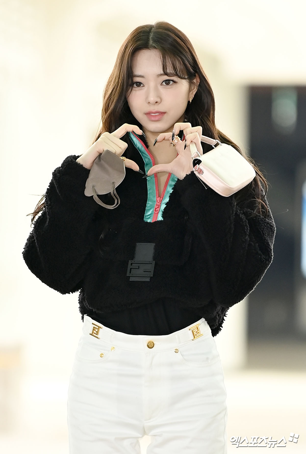 유나 이미지