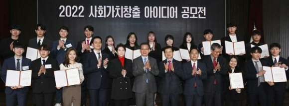 호반 이미지
