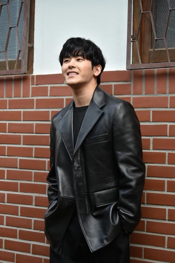 영화사 친구 이미지