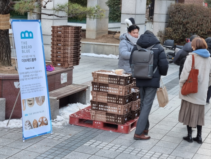 더브레드 이미지
