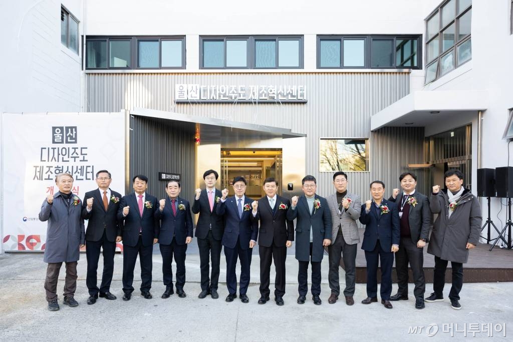 디자인더하다 이미지