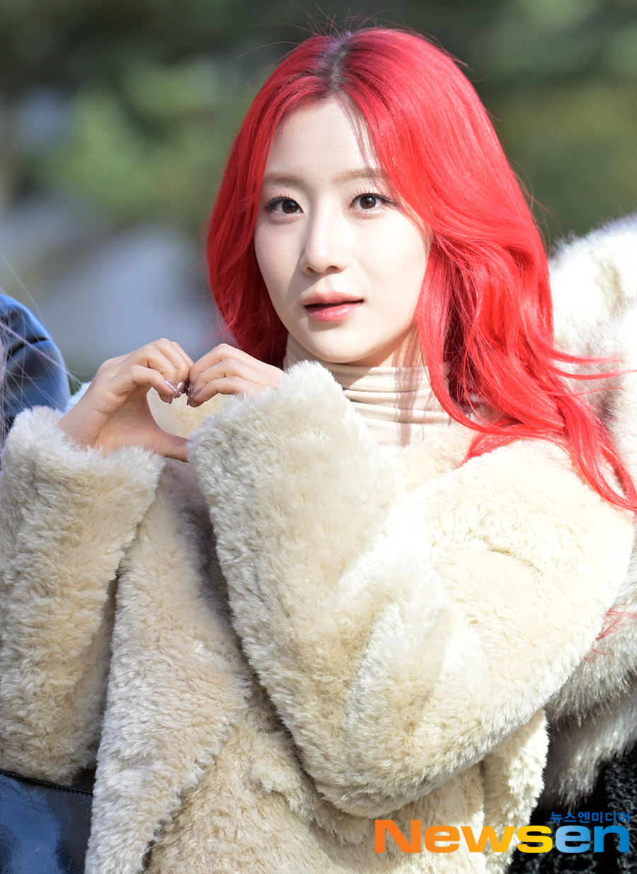 레드헤어 이미지