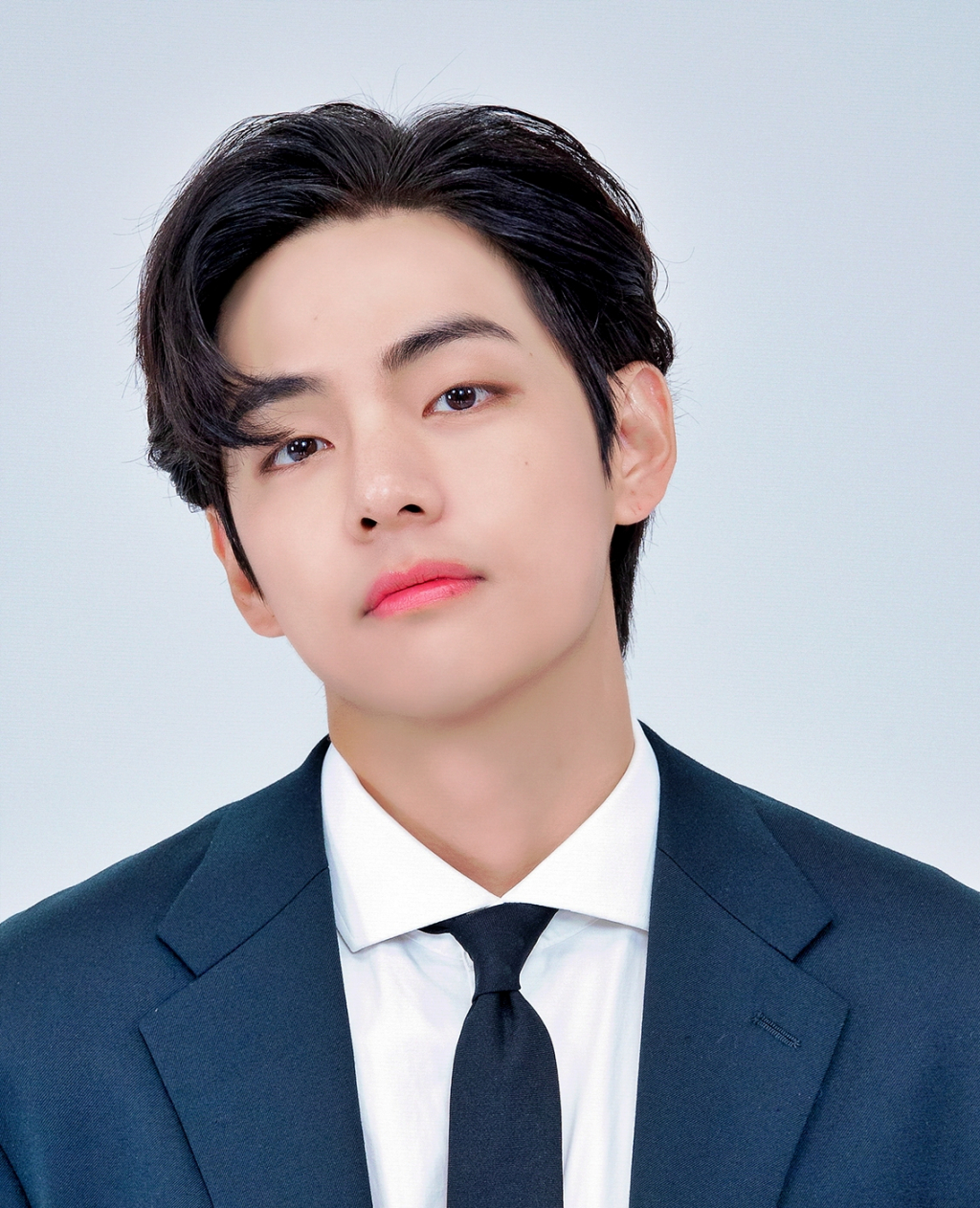 '스치면 품절'..방탄소년단 뷔 팔찌 또 '솔드아웃'