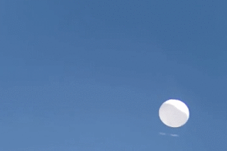 콜롬비아 세사르주  발레두파르 상공에 떠 있는 풍선 추정 물체. |트위터 동영상 캡처