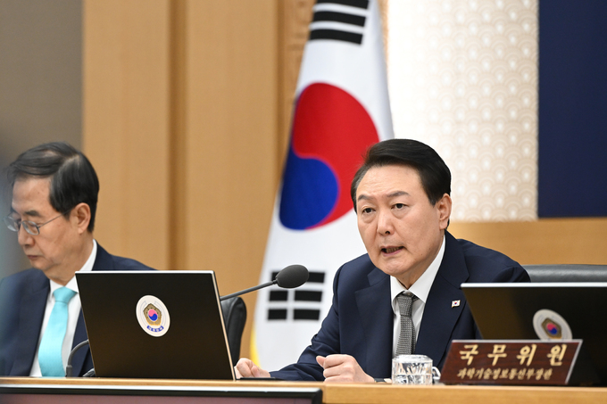 레드테이프( REDTAPE) 이미지