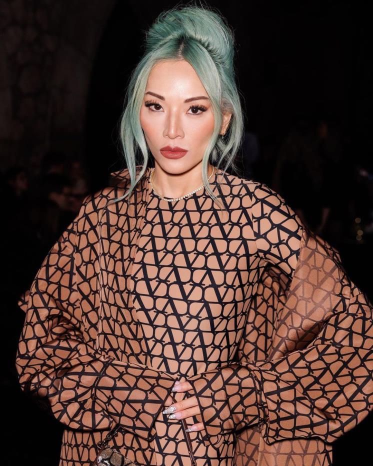 티나 헤어 이미지