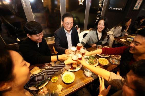 라이프볼링장 이미지