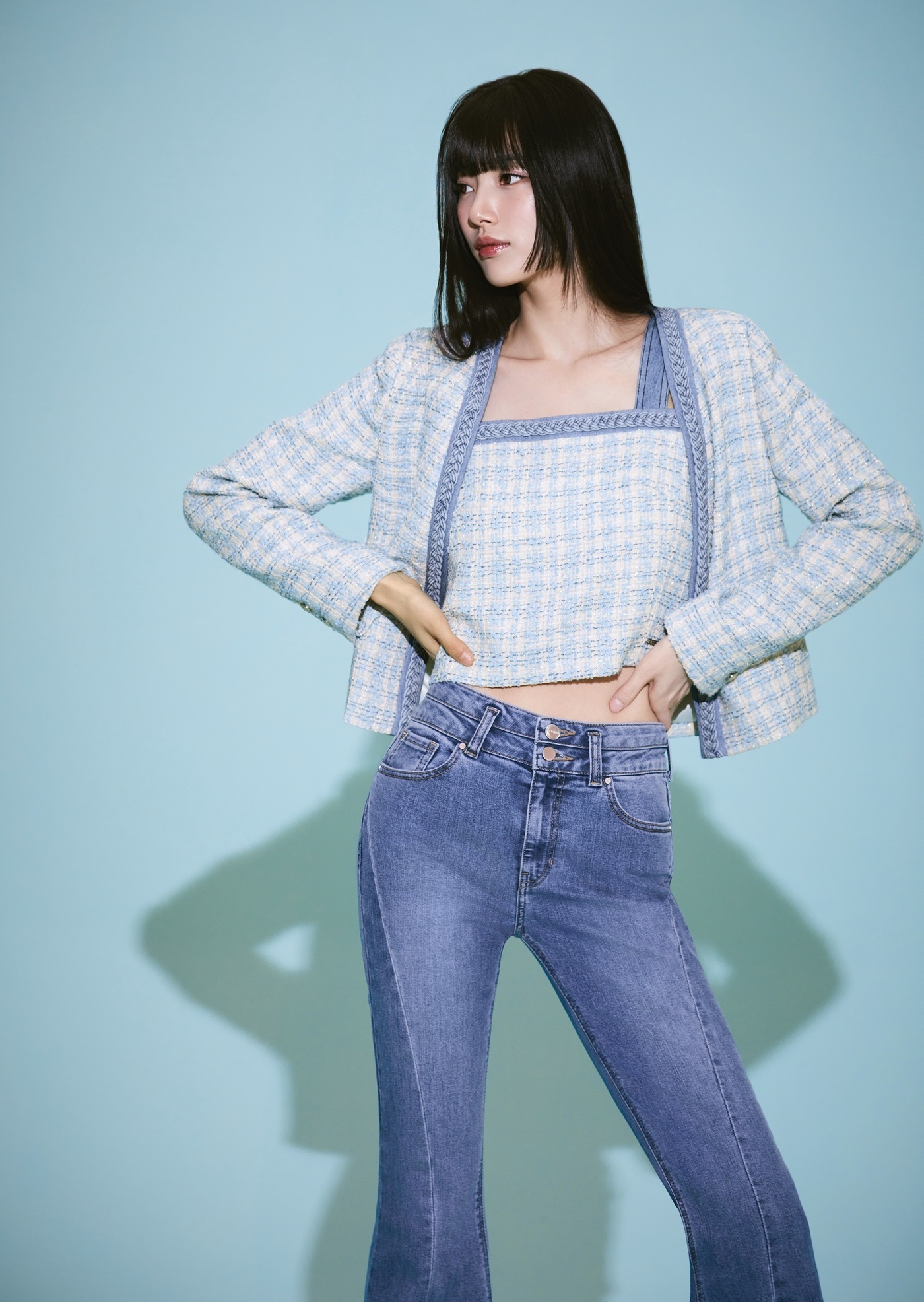 수지, 히메컷 헤어도 찰떡…시크한 매력 [N화보]