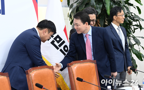 정텔레콤 이미지