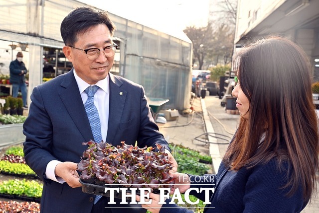 한국농수산식품유통공사화훼공판장 이미지