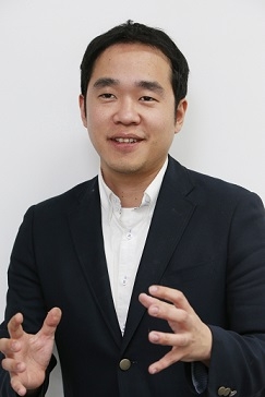유니버스컴퓨터 이미지