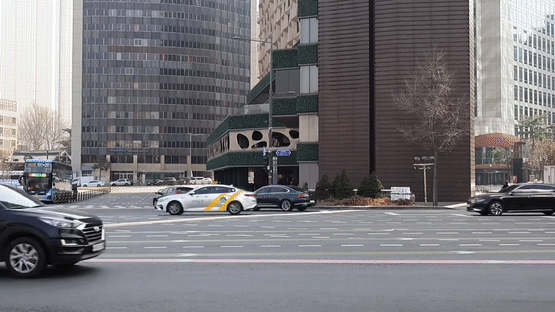 R50은 하이브리드 오토 촬영본을 자동으로 이어 붙여 준다. (사진=정병연 기자)