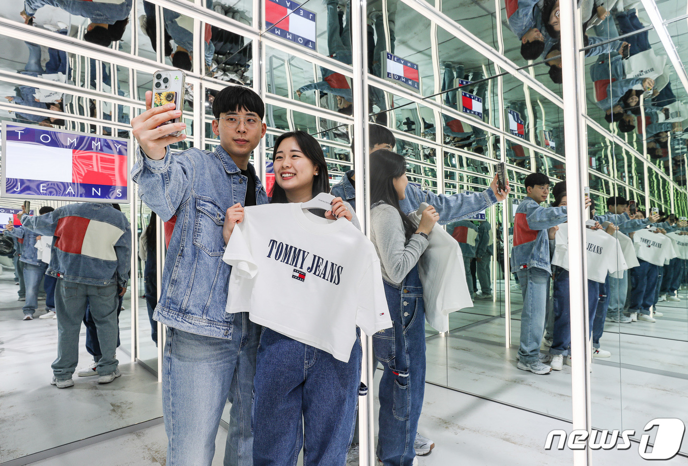 한섬TOMMY 이미지