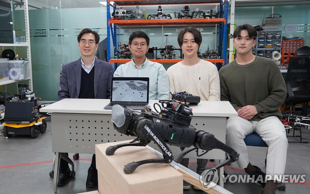 사족보행 이미지