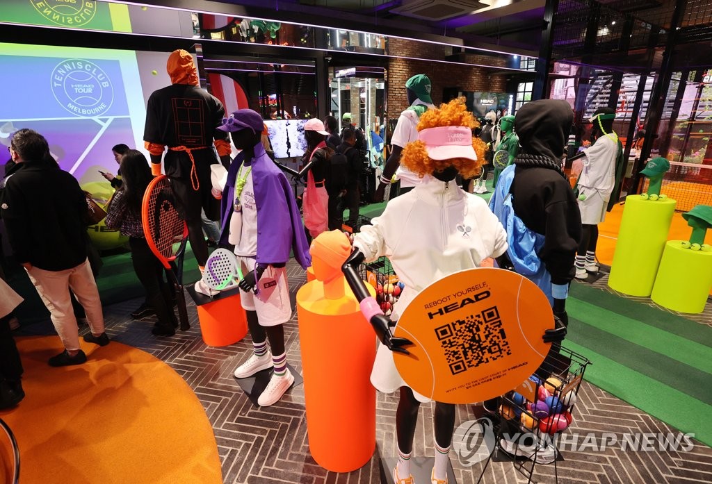 코오롱인더스트리FNC부문HEAD쇼룸 이미지