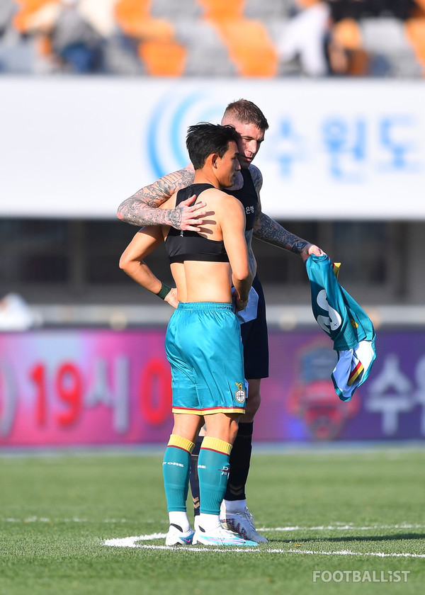 라스 이미지