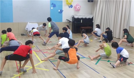 활동사진 이미지