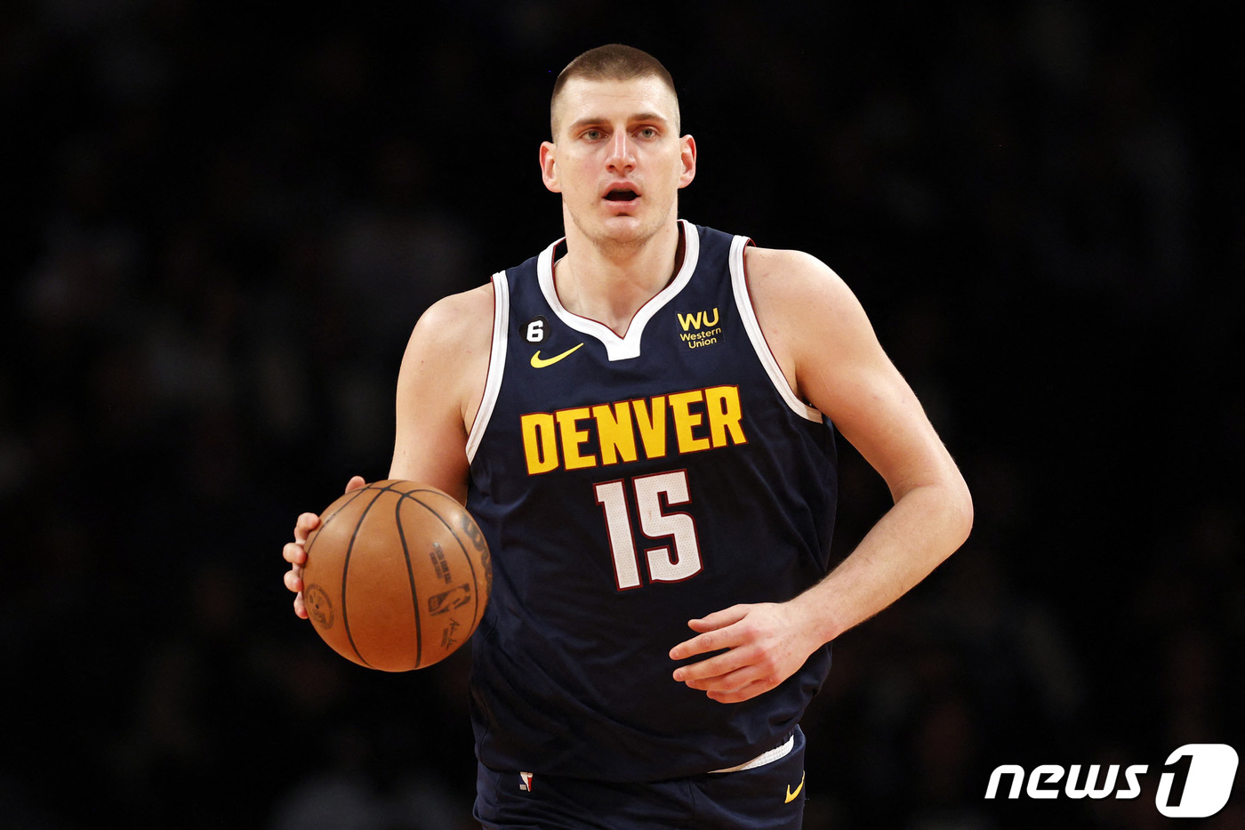 요키치, 37년 만에 NBA MVP 3연패 도전…엠비드·아데토쿤보와 경쟁