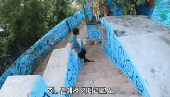 인도 라자스탄주 조드푸르를 한국 여성이 현지 남성에게 성추행을 당했고, 여성은 자신의 유튜브에 영상을 게재했다. 유튜브 갈무리