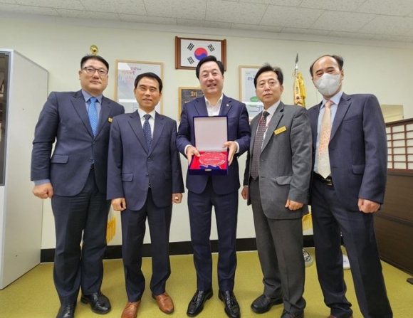 법인그루 이미지