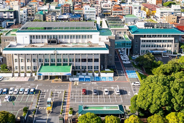 제재컴퍼니 이미지