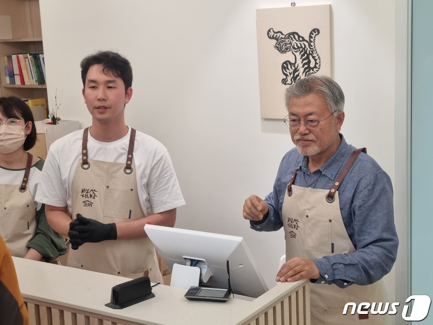 책방활짝 이미지